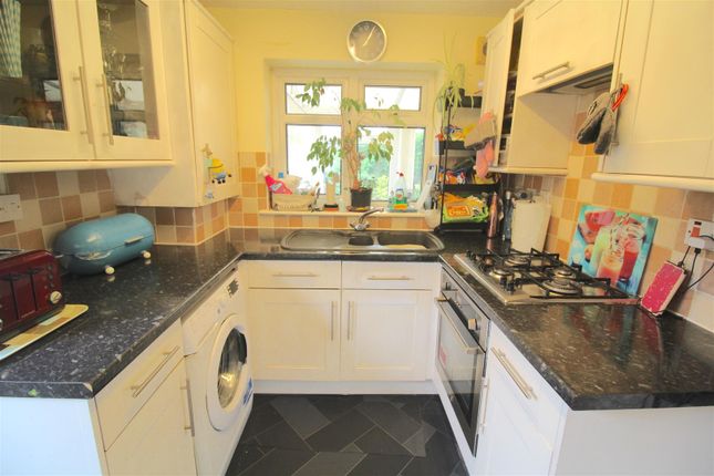 22, Templefield Gardens, Birmingham photo 4