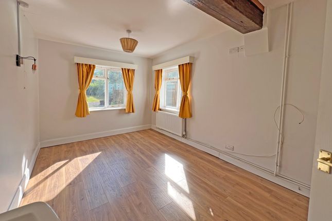 33, Buildwas Road, Telford photo 4