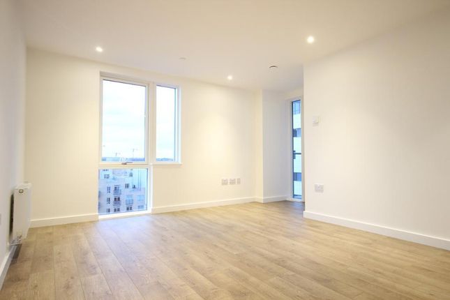 Flat 152, 15 Bessemer Place, London photo 2