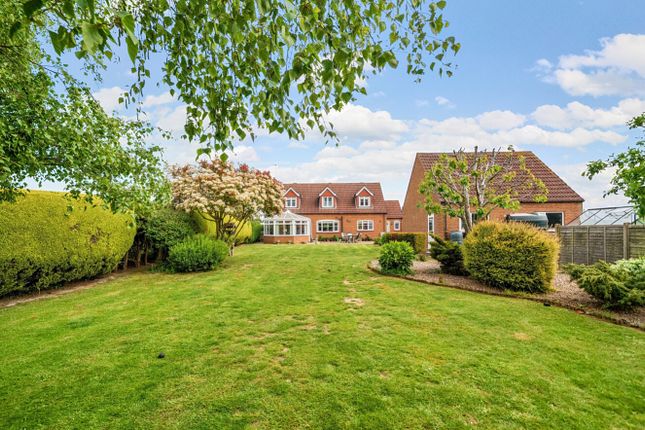 13, Wisbech Road, Spalding photo 2