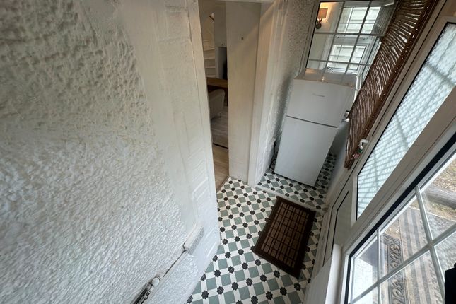 9, Newport Cottages, GREAT YARMOUTH photo 4
