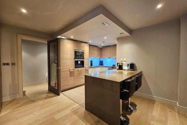 Thumbnail Flat for sale in 5 Park St, London