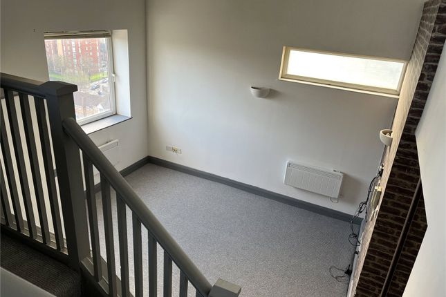 Property photo 11 of 14. Picture No. 25