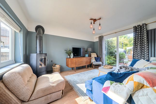 1 Colin Avenue, Taunton photo 4