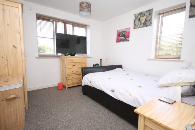 Flat for sale in Mill Meadow Court, Stockton-On-Tees, Durham