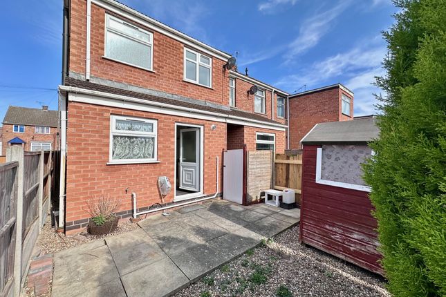 2-bed house on 74A, Loughborough, £895/mo