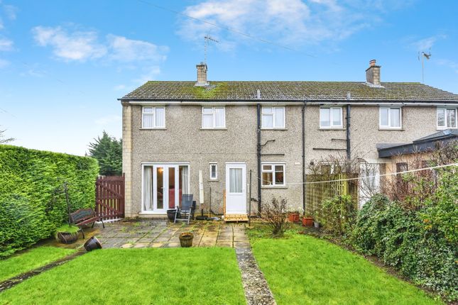 2, Honeybrook Close, CHIPPENHAM photo 2