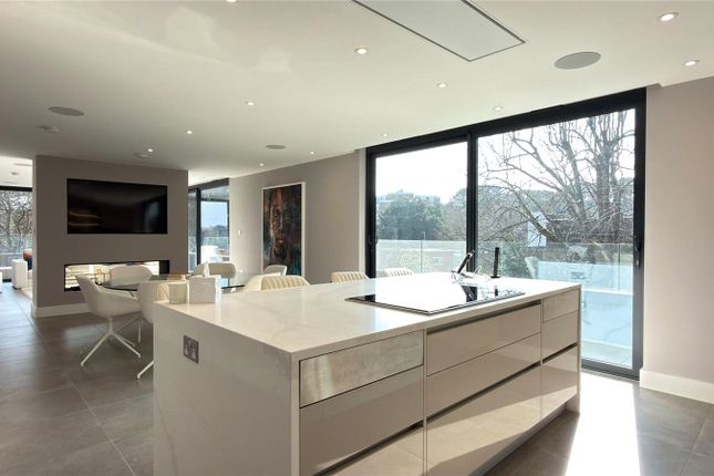 Penthouse Percorso, 11, Martello Road South, Poole photo 3