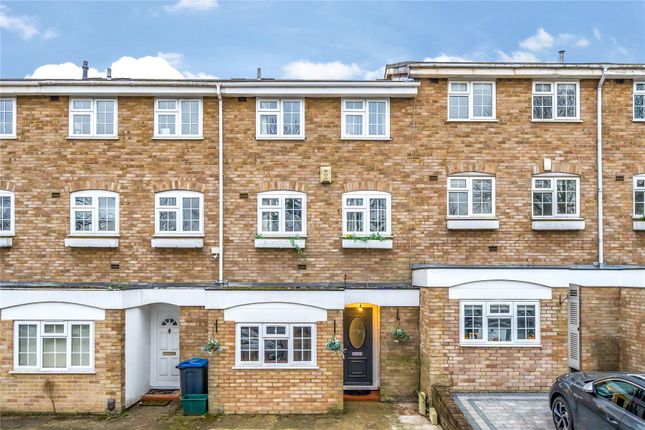 Terraced house for sale in Avondale Road, Bromley