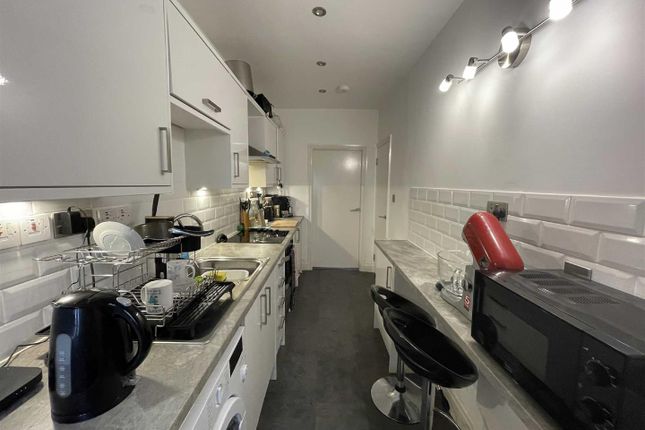 30b, School Road, Sale photo 3