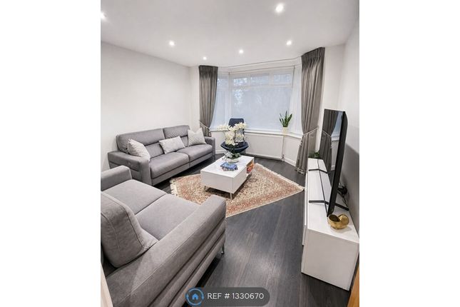 3-bed semi-detached on Middleton Drive, Pinner, £2,750/mo