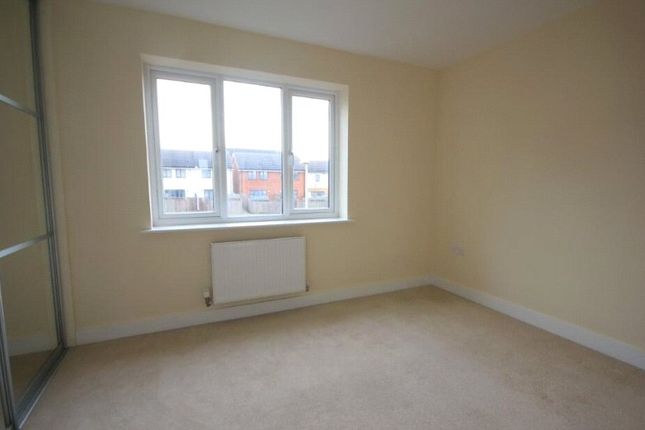 10, Midgham Way, Berkshire photo 4