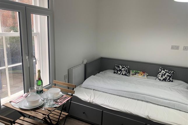 Flat to rent in St. James's Street, Nottingham