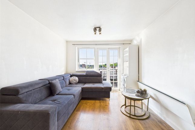 Flat 6, Nayland Court,, Market Place, Romford photo 4