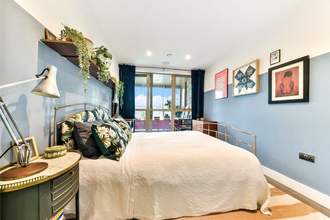 Flat for sale in White Post Lane, London