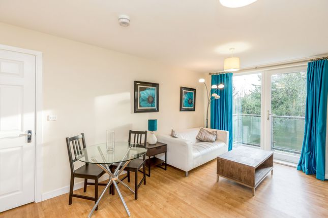 65, Candleford Court, Buckinghamshire photo 3