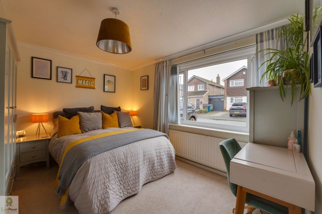 2-bed house on 1, Pine Crescent, Stafford, £270,000
