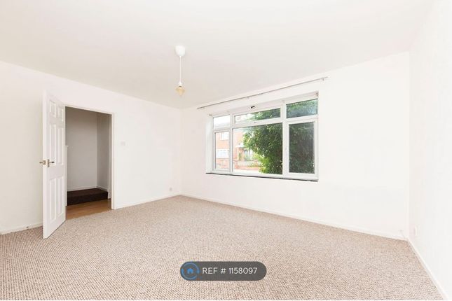 Glentanner Way, London photo 4