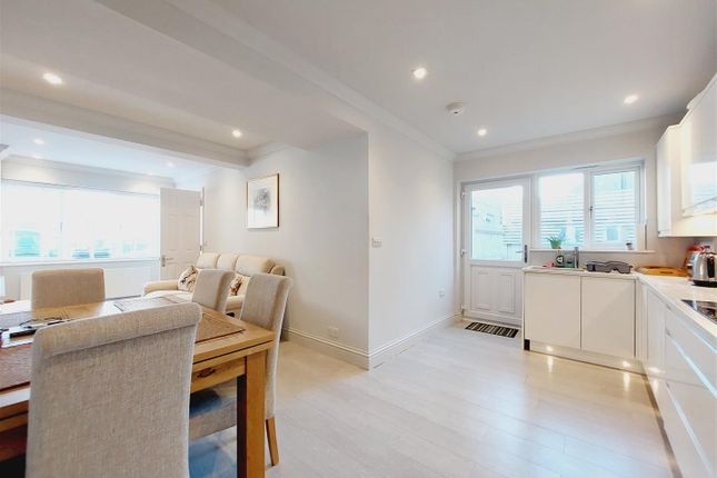 6 Richmond Mews, Richmond Road, Seaford photo 2