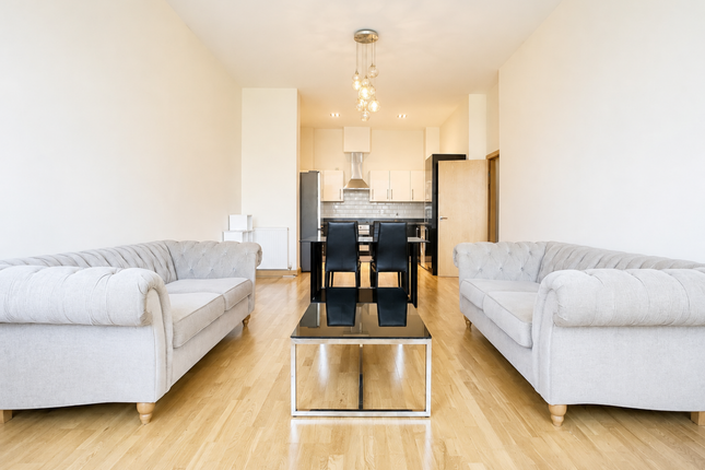 Flat 330, Dagenham photo 4