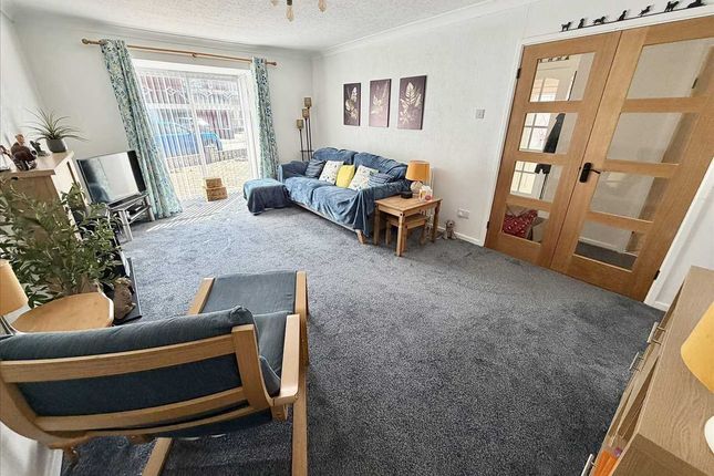 31, Braemar Drive, South Shields photo 3