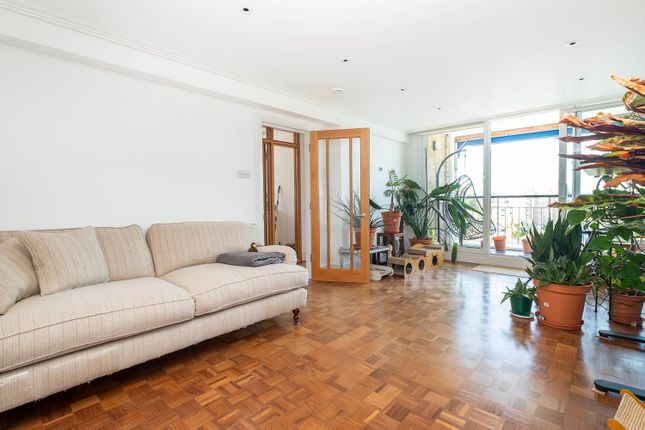 Flat 22, Ulster Court, Albany Park Road, Kingston Upon Thames photo 3