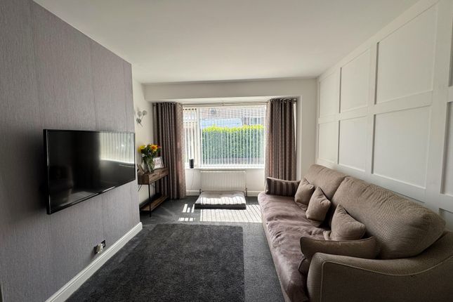 17 Priory Close, Normanton photo 2