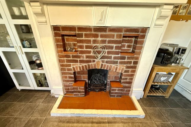77, Hutton Avenue, Hartlepool photo 5