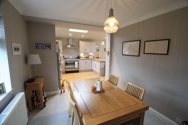 55, The Oval, West Yorkshire photo 5