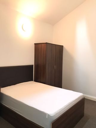 Thumbnail Shared accommodation to rent in Whitechapel, Liverpool