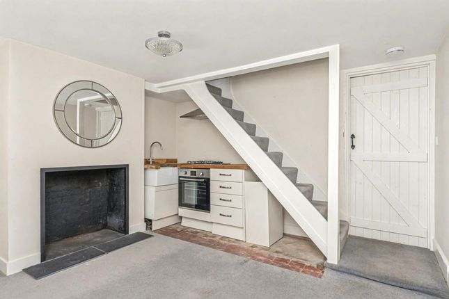 97, Brighton Road, Godalming photo 3