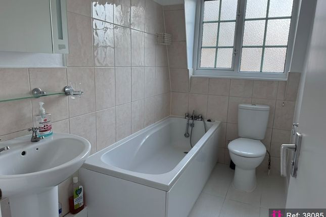 Sudbury Hill, Harrow photo 4