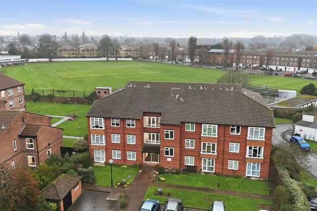 3 Grassmere Court, 20, Village Road, Enfield photo 4