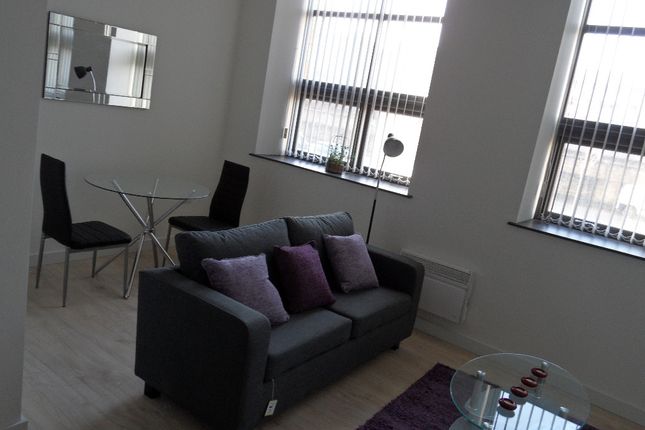 Apt 103,, 2 Mill Street, City Centre photo 2