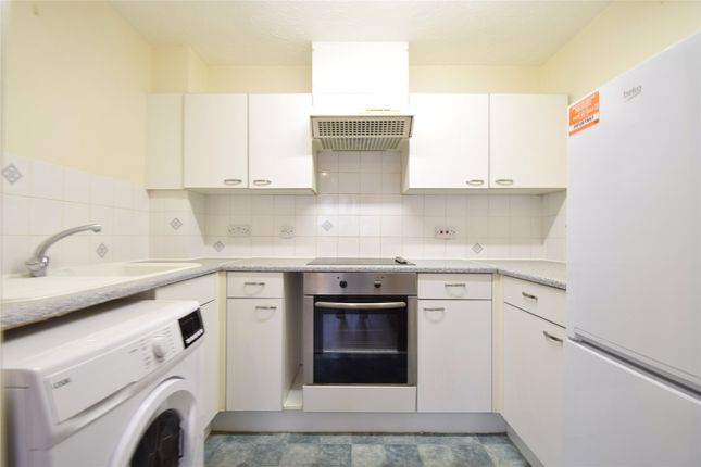 7, Walden House, Barnet photo 3