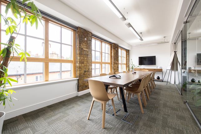 Office to let in Theed Street, London