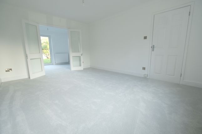 Bilberry Drive, Marchwood photo 3