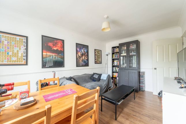Thumbnail Flat to rent in Wood Street, High Barnet, Barnet