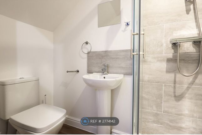 Roseland Terrace, St Thomas, Swansea photo 5