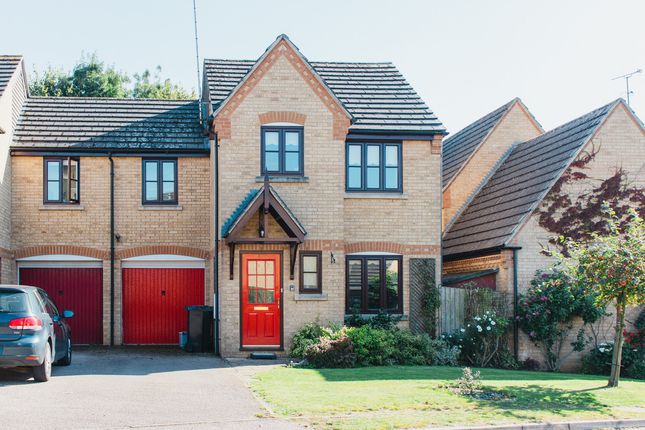 Thumbnail Semi-detached house for sale in Arundel Close, Kings Sutton