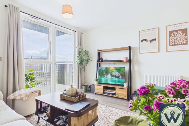 Flat 51 Catimor House,37 Cranton Avenue, London photo 4