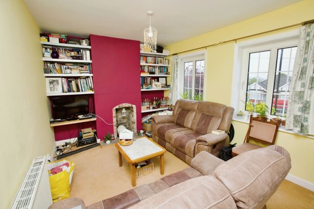 Maisonette for sale in Thornhill Park Road, Southampton, Hampshire
