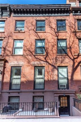 Thumbnail Property for sale in 117 State Street In Brooklyn Heights, Brooklyn Heights, New York, United States Of America