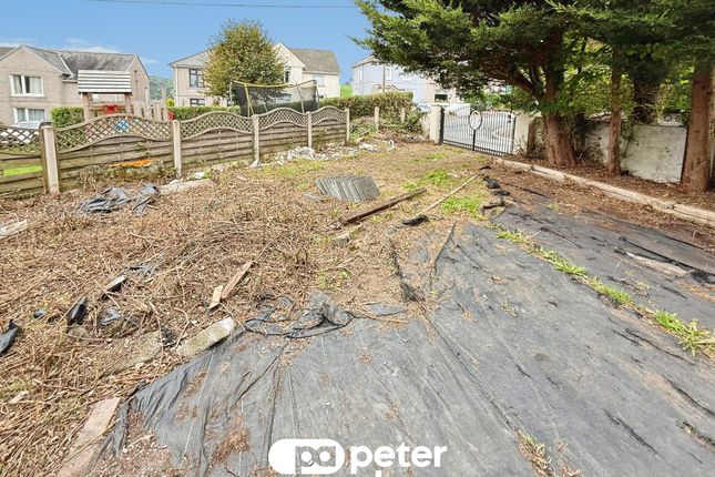 2, Brynglas, Hengoed photo 2