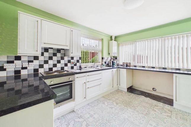 152, Worcester Road, HULL photo 3