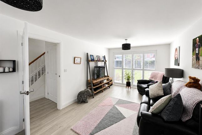 29, Parkland Drive, Ashford photo 3