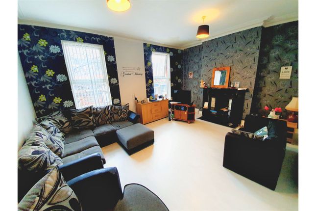 Thumbnail Flat for sale in Holywood Road, Belfast
