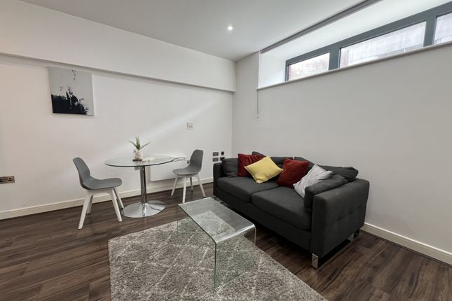 Apartment 107, Kettleworks, 126, Pope Street, West Midlands photo 3