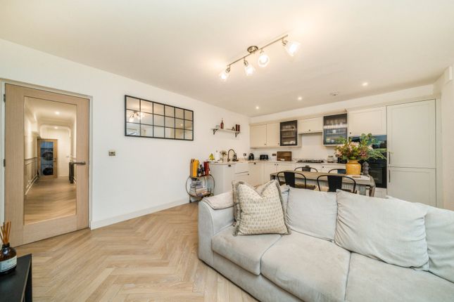 220a, Randolph Avenue, London photo 4