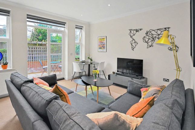 Flat 10, Hale House, 1, Hale Road, Surrey photo 3